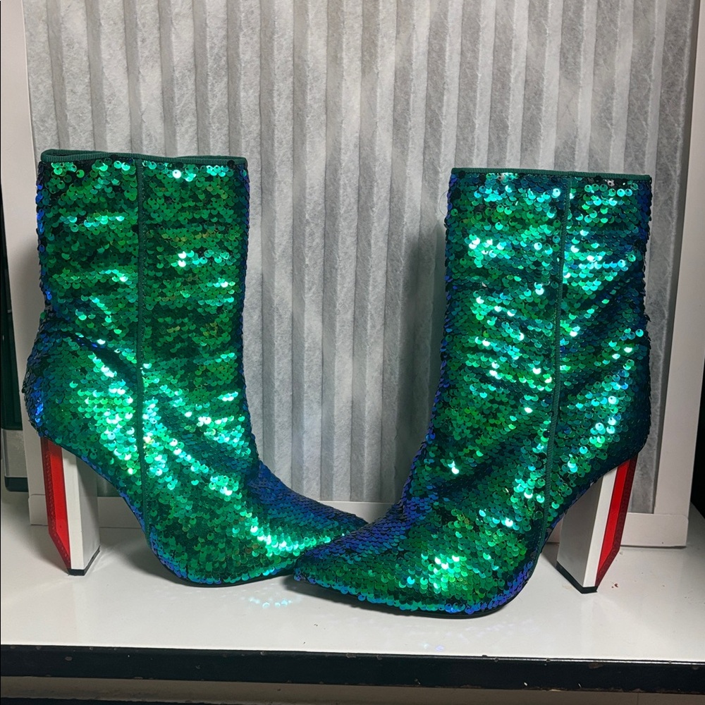 Cape Robbin Mermaid Sequin Mid Calf Booties Ankle Boot Heel Side Zip Size 8M